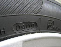 轮胎上面的数字，能告诉你使用年数！